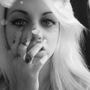 Meet your Posher, Deane